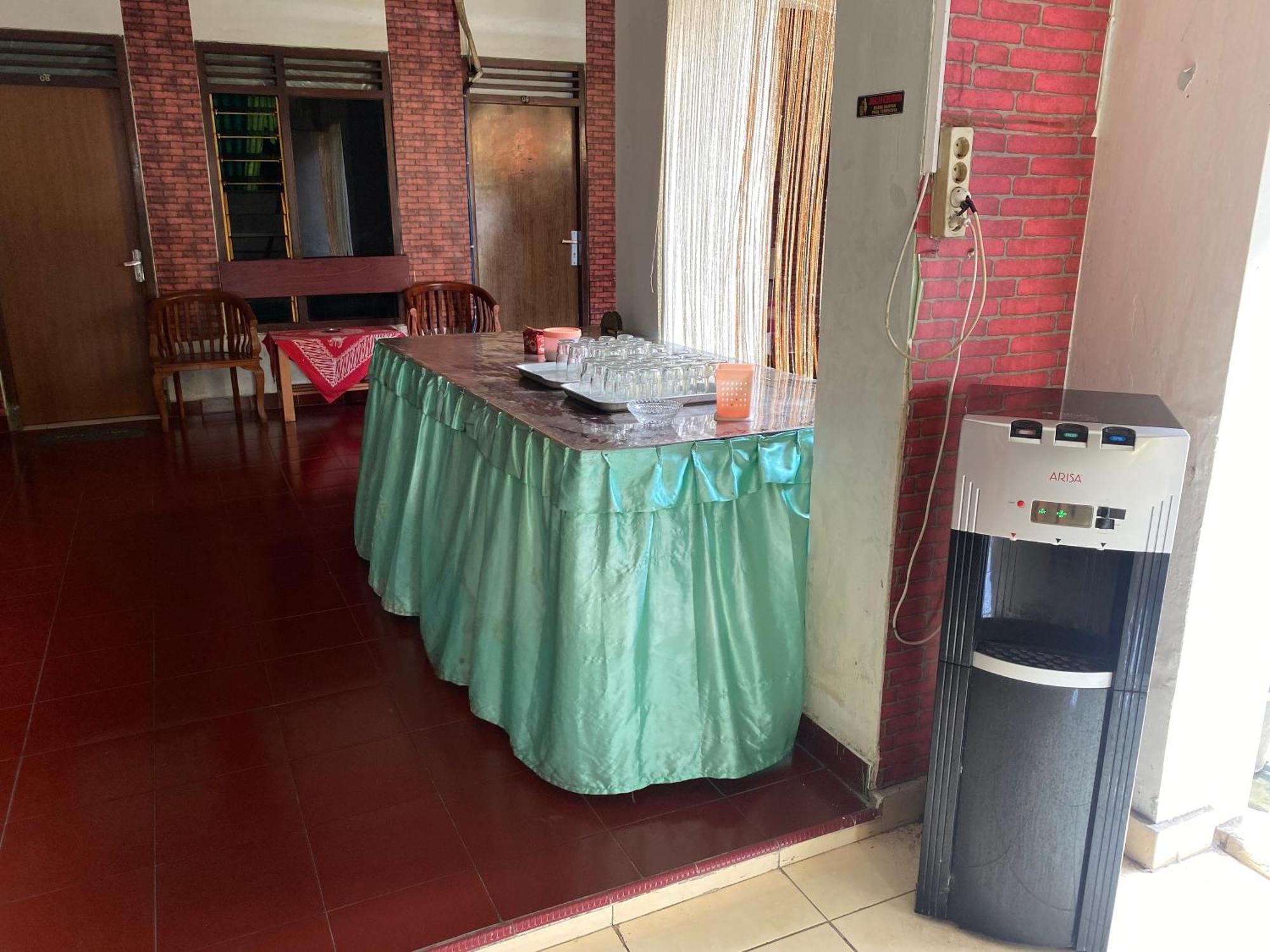 Parikesit Guest House Yogyakarta Eksteriør billede