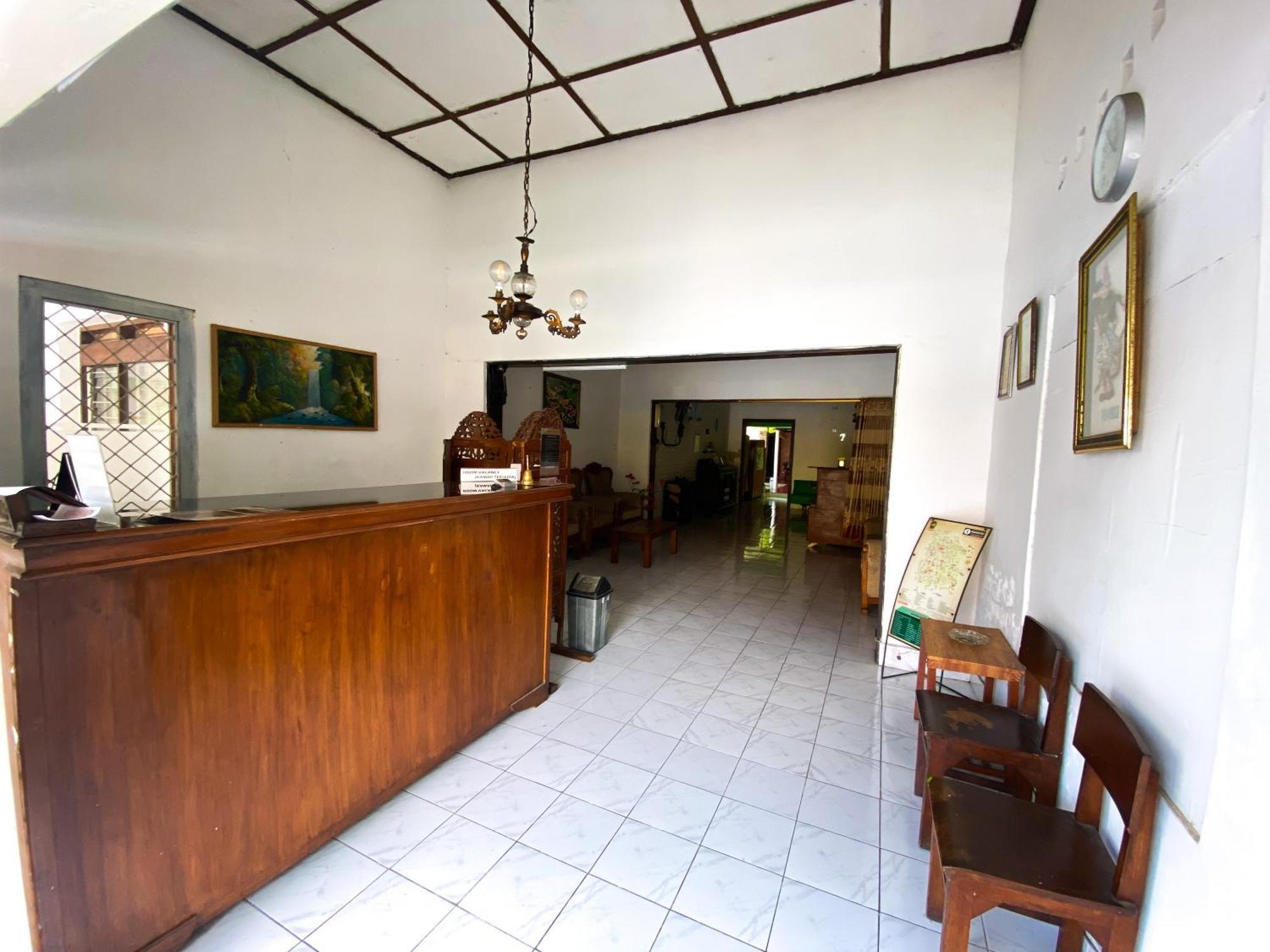 Parikesit Guest House Yogyakarta Eksteriør billede