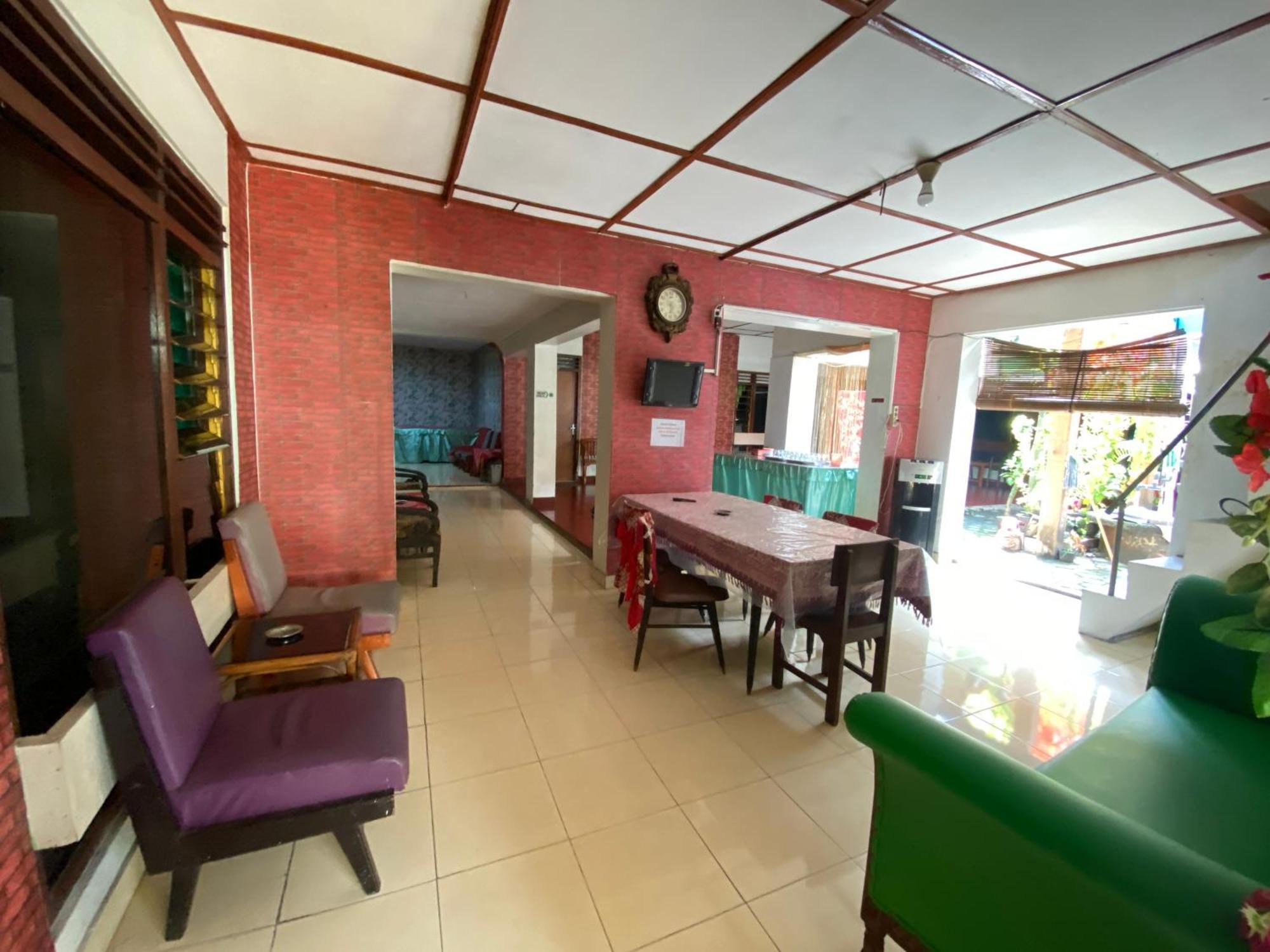 Parikesit Guest House Yogyakarta Eksteriør billede