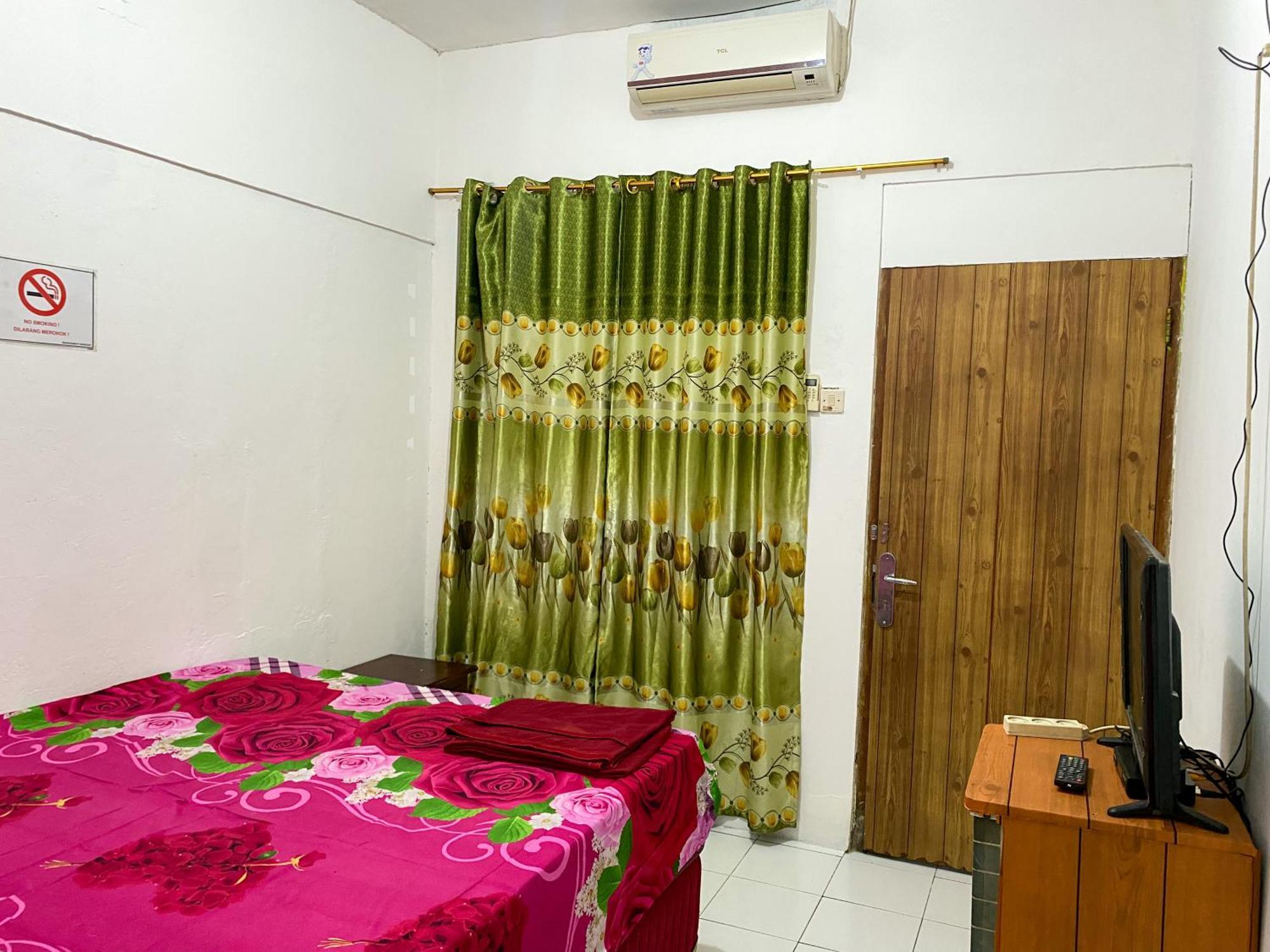 Parikesit Guest House Yogyakarta Eksteriør billede